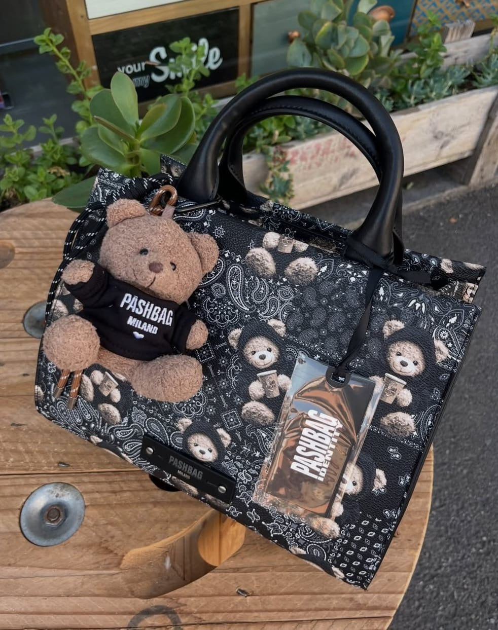 Bauletto Pashbag bianco nero orsetti