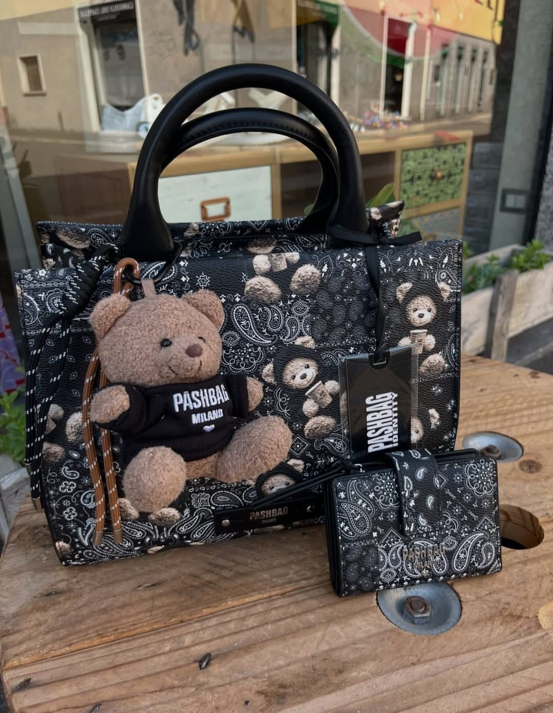 Bauletto Pashbag bianco nero orsetti